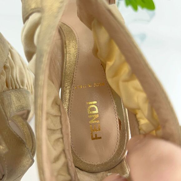 Fendi Heels Women's Size 5.5 Gold Metallic Leather Fabric Platform - Picture 13 of 16